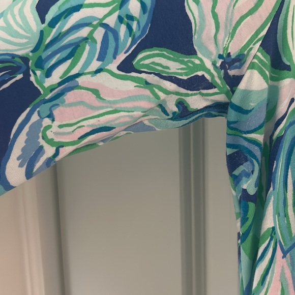 Lilly Pulitzer Floral Print Dress with 3/4 Sleeves UPF-50 - Picture 4 of 7